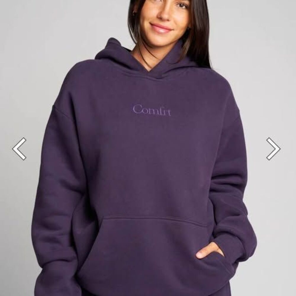 Comfrt Signature Hoodie Blackberry size L